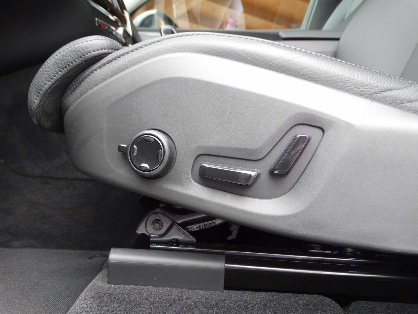 Volvo XC60 – Bild 11