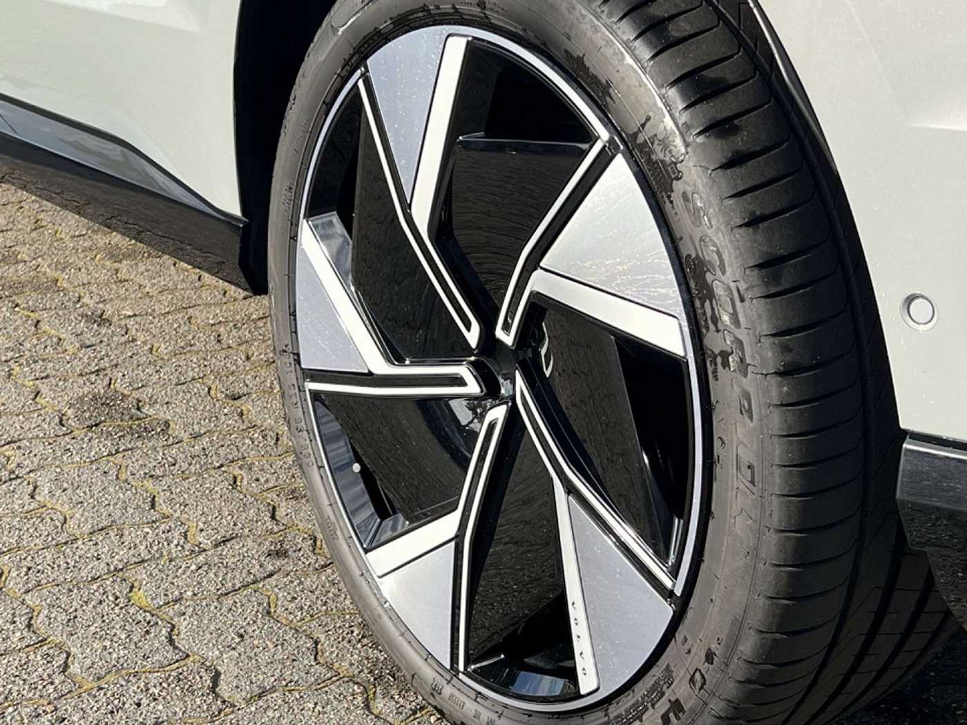 Volvo EX90 – Bild 3