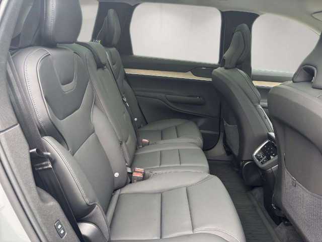 Volvo EX90 – Bild 12