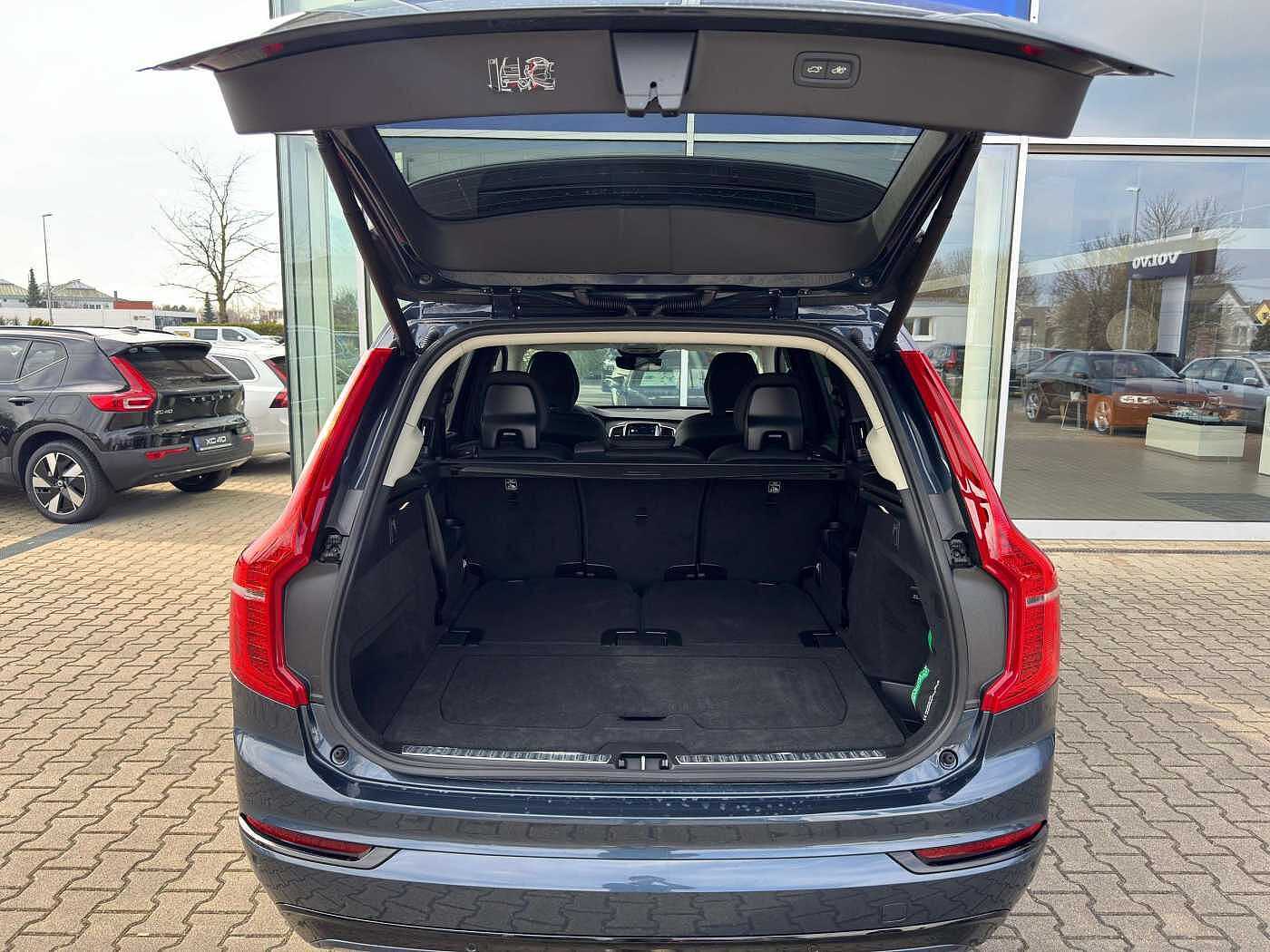 Volvo XC90 – Bild 16