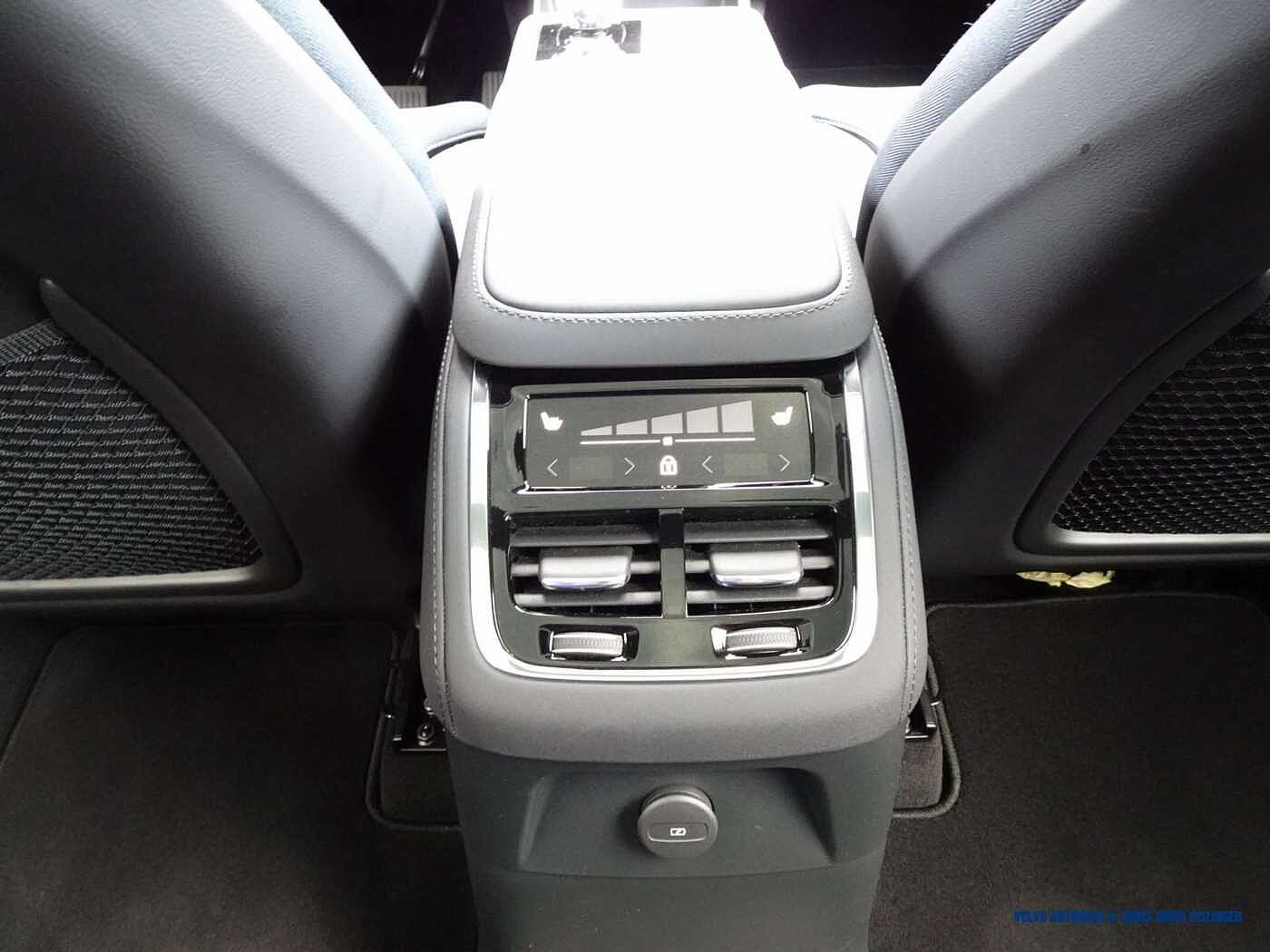 Volvo XC90 – Bild 17