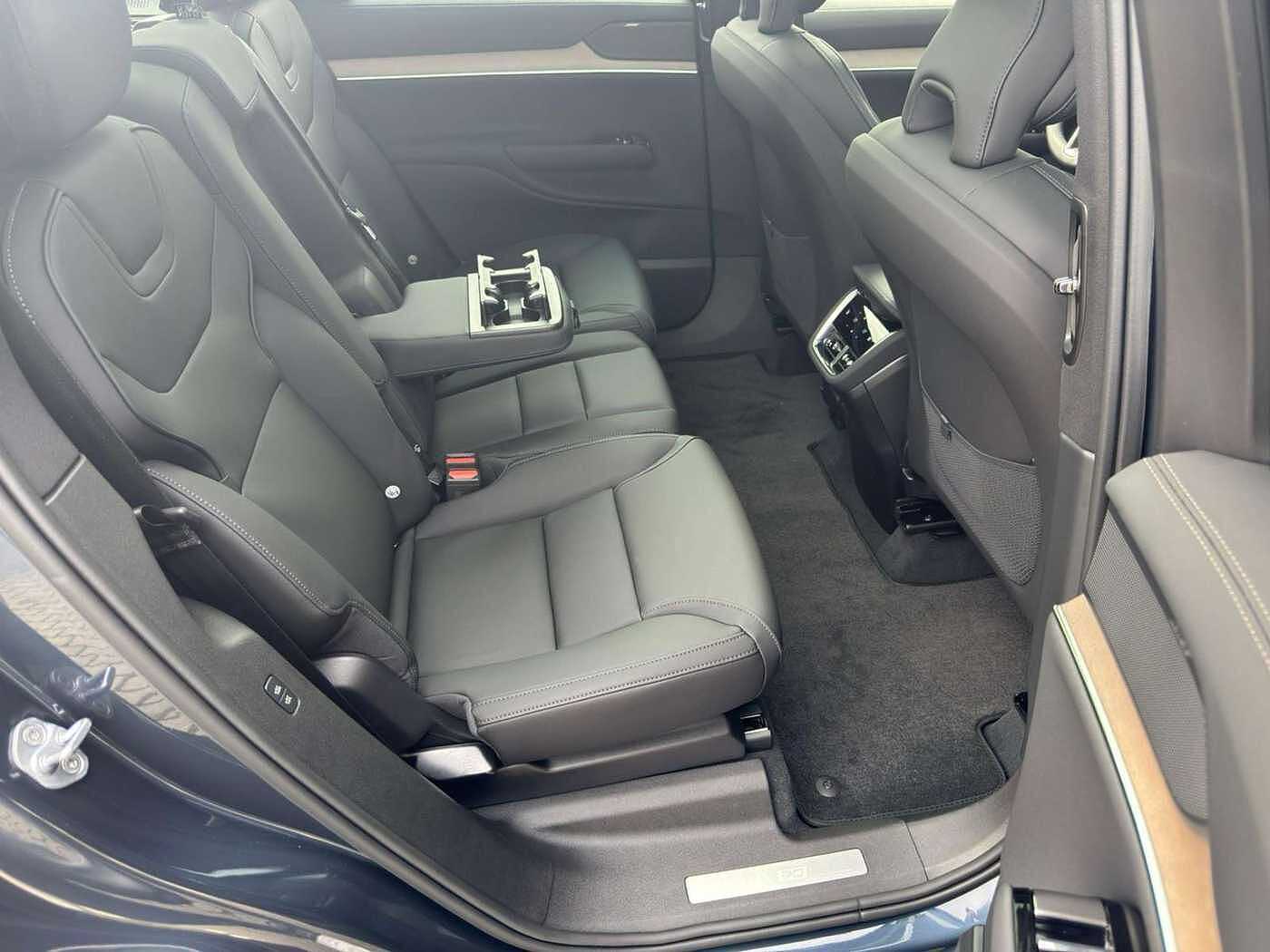 Volvo EX90 – Bild 12
