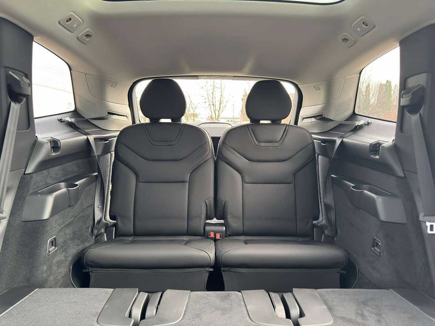 Volvo EX90 – Bild 13