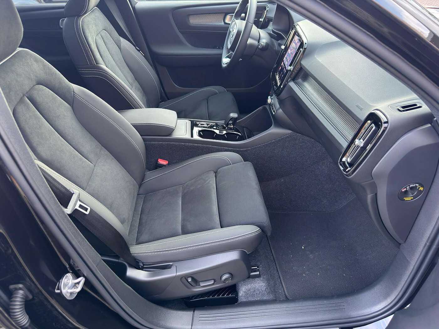 Volvo XC40 – Bild 12
