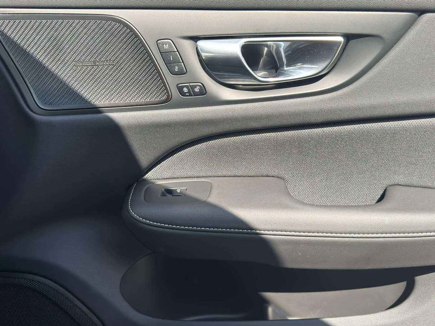 Volvo V60 Cross Country – Bild 11