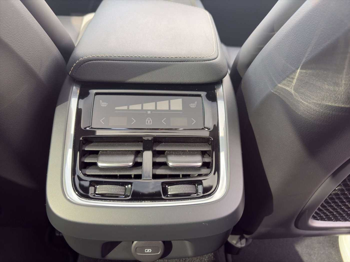 Volvo S60 – Bild 12