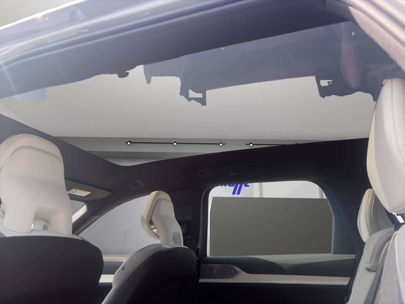 Volvo EX90 – Bild 22