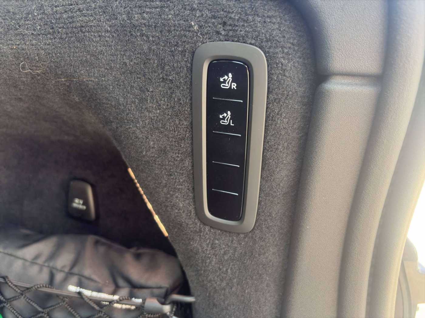 Volvo EX90 – Bild 9