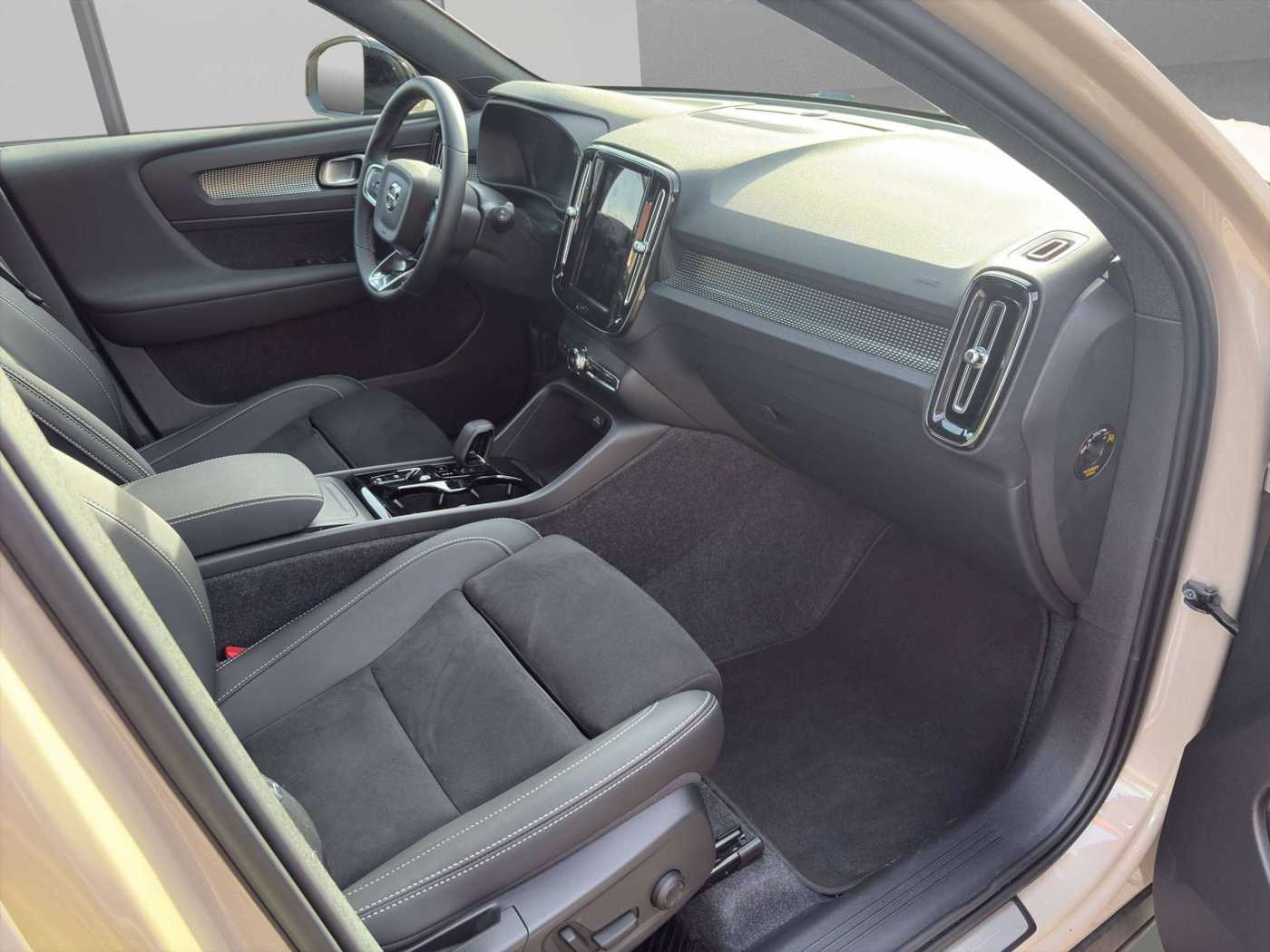 Volvo XC40 – Bild 8