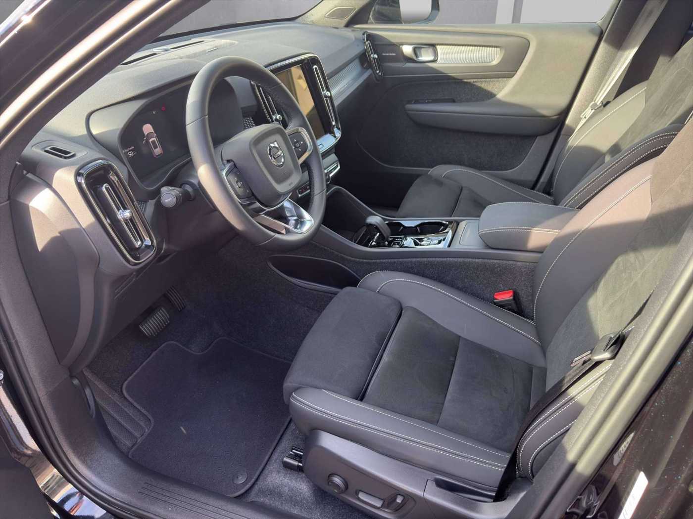 Volvo XC40 – Bild 12