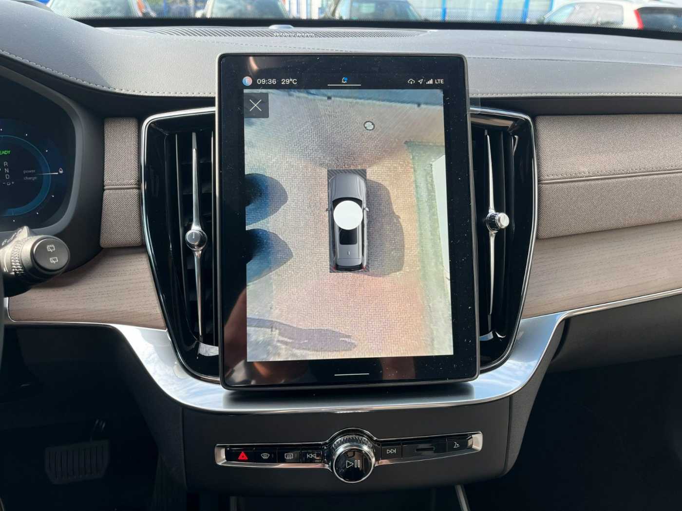 Volvo XC90 – Bild 23