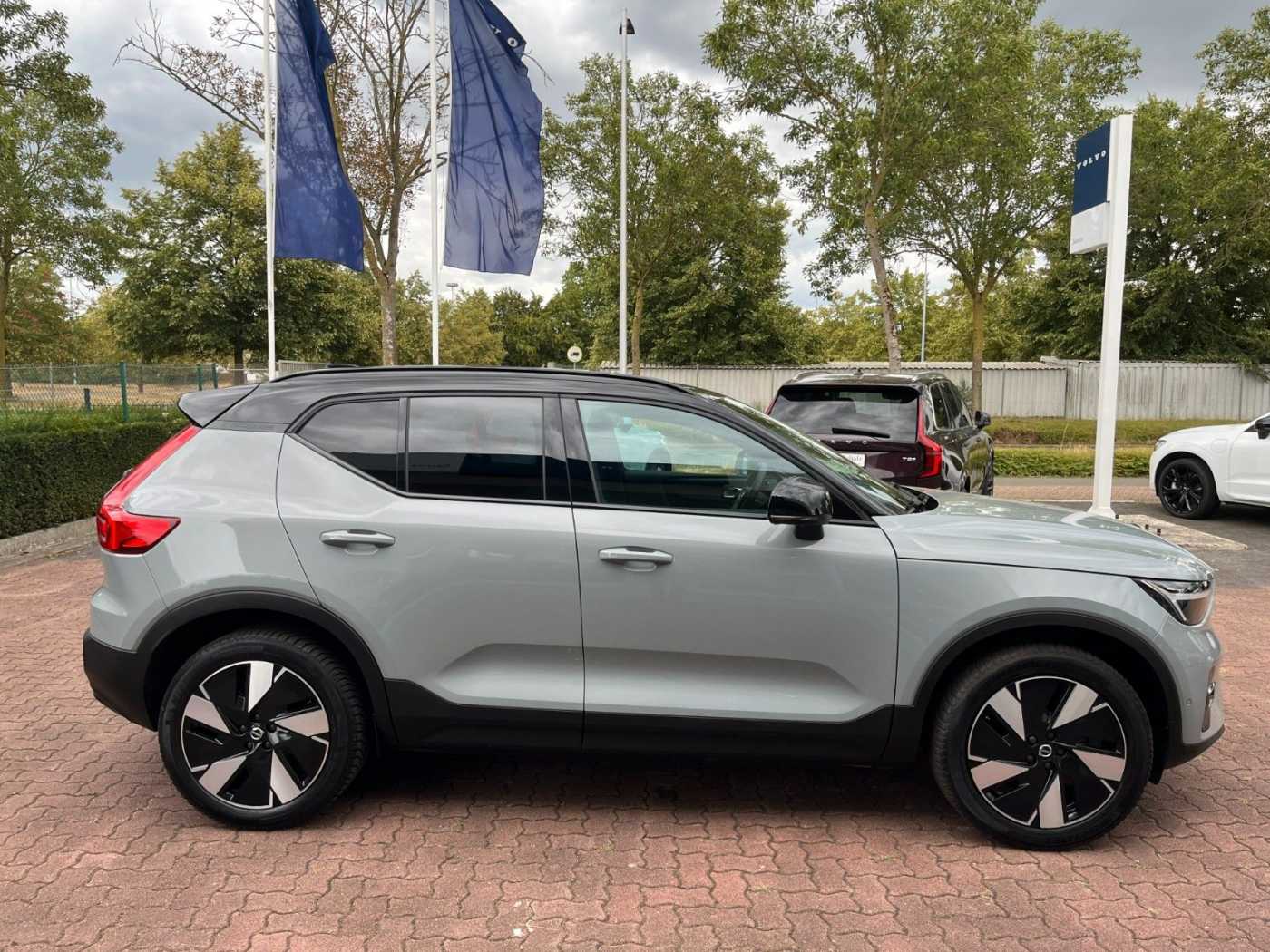 Volvo EX40 – Bild 12