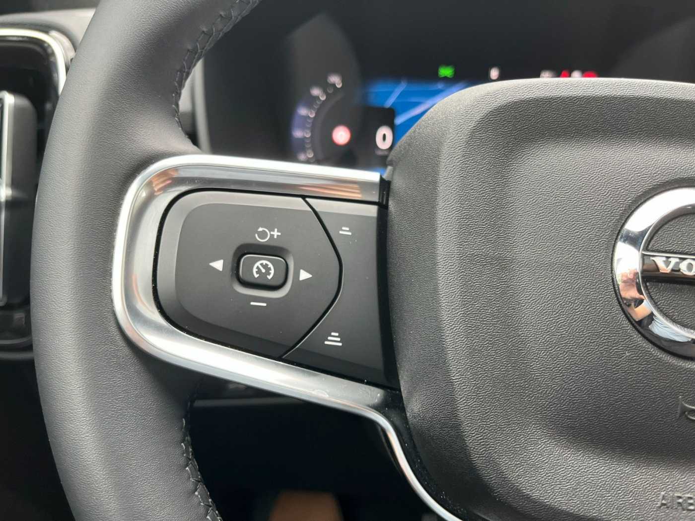 Volvo EX40 – Bild 19