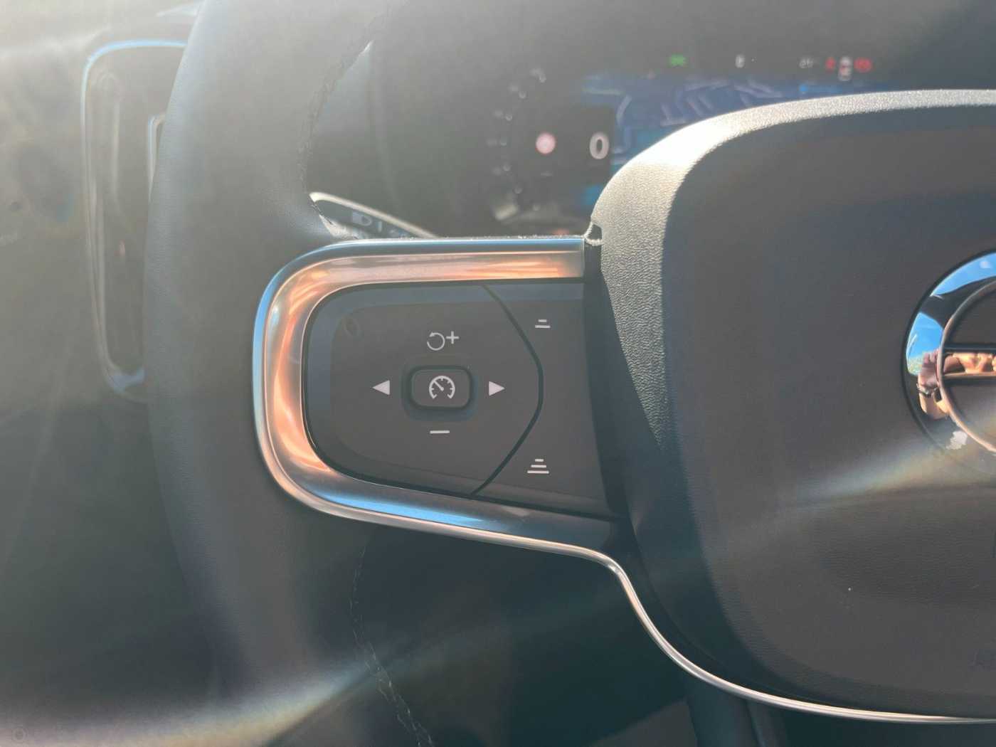 Volvo EX40 – Bild 18
