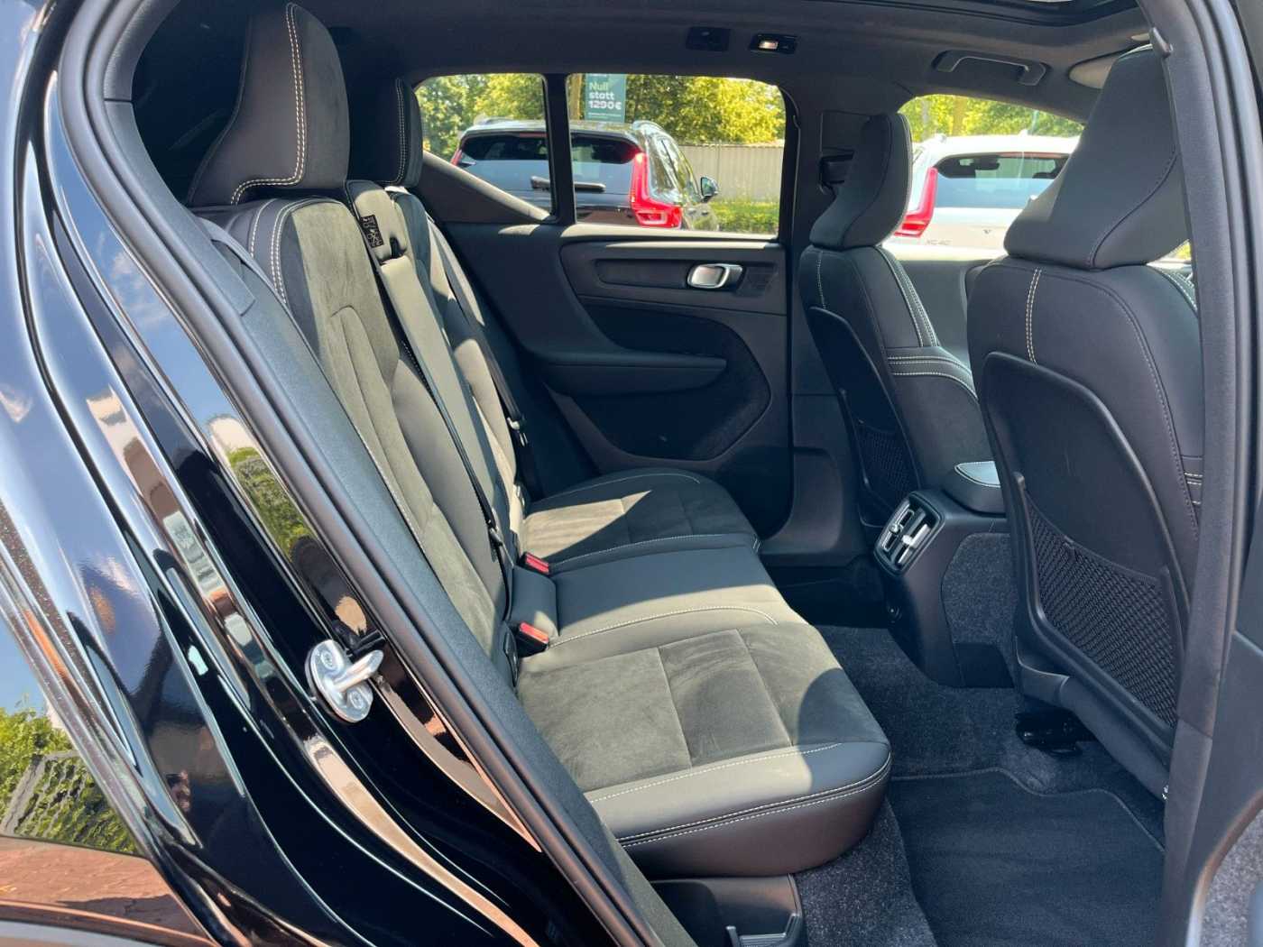 Volvo EX40 – Bild 30