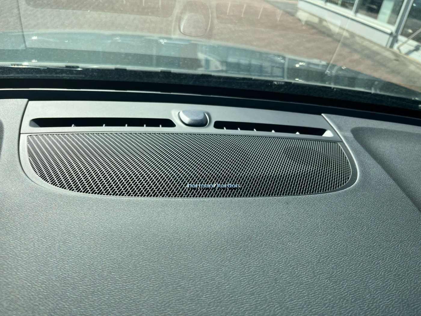 Volvo EX40 – Bild 24