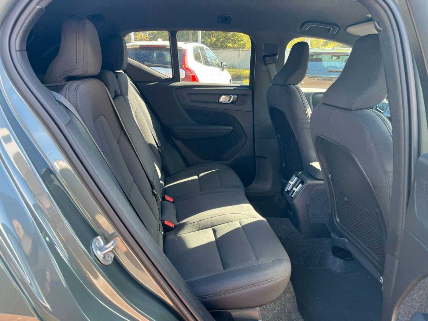 Volvo EX40 – Bild 28