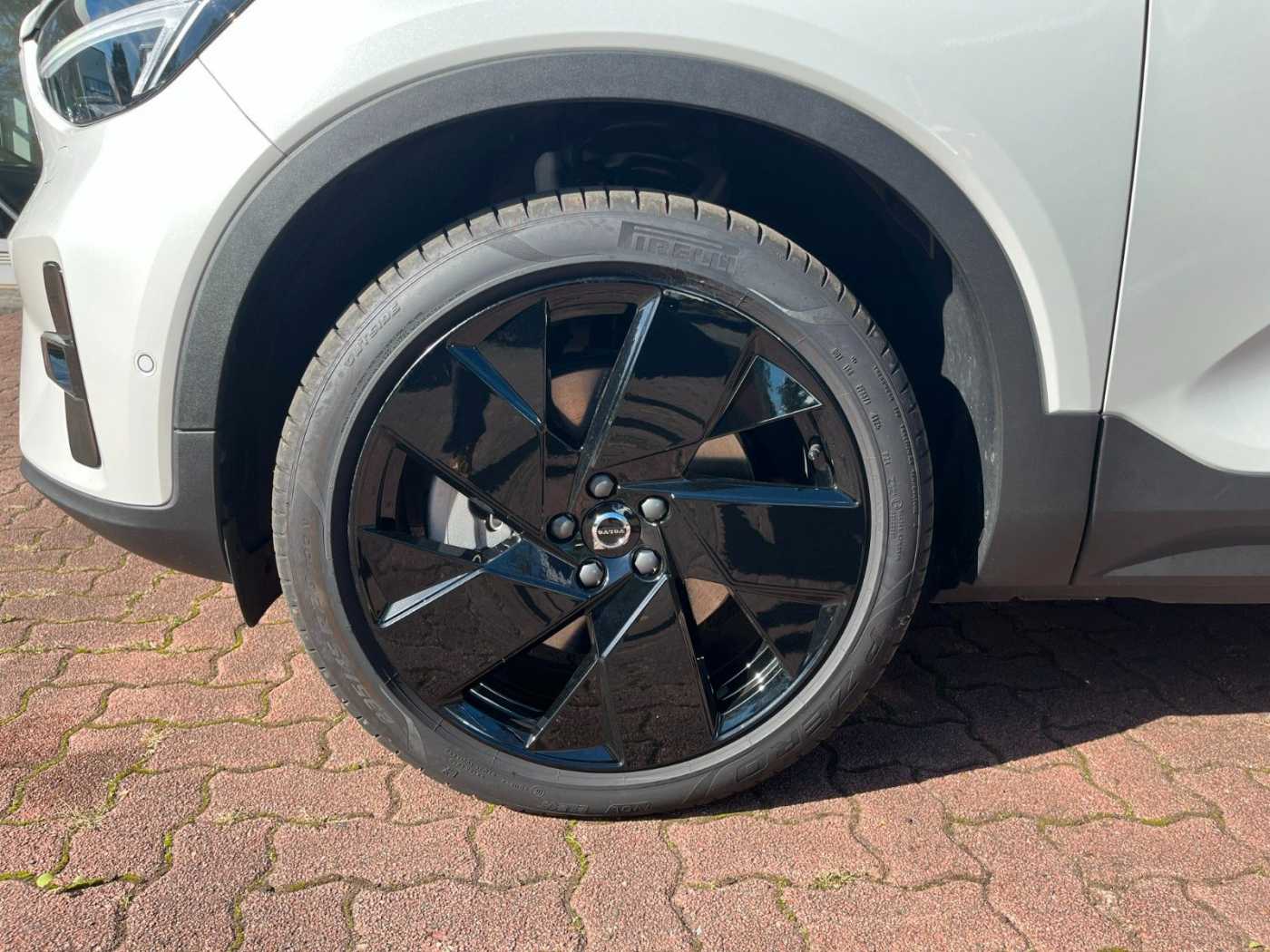 Volvo EX40 – Bild 5
