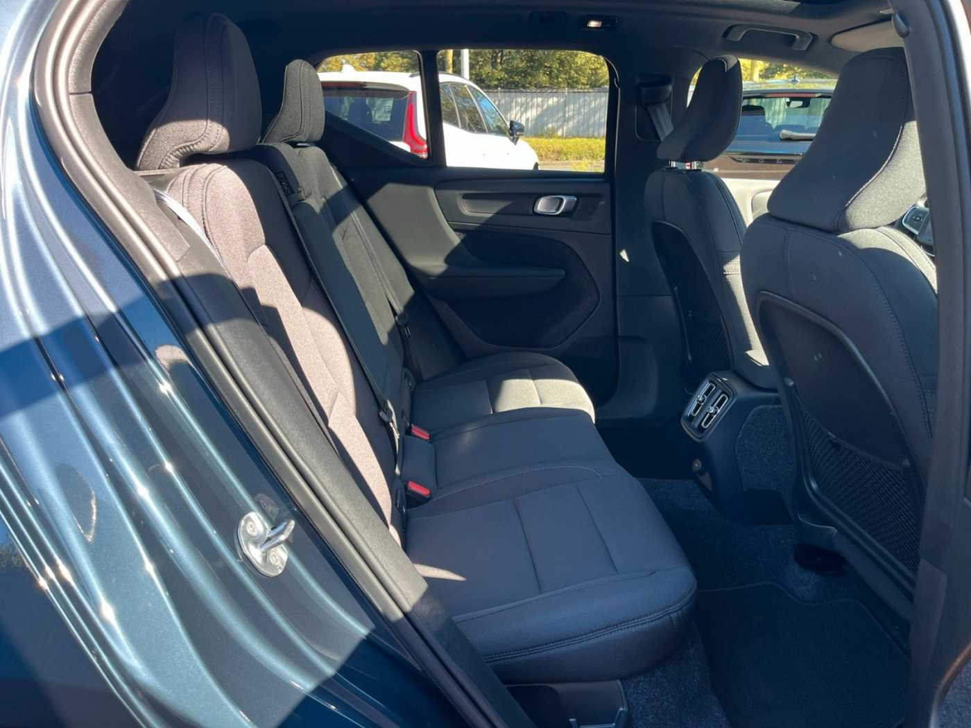 Volvo EX40 – Bild 30