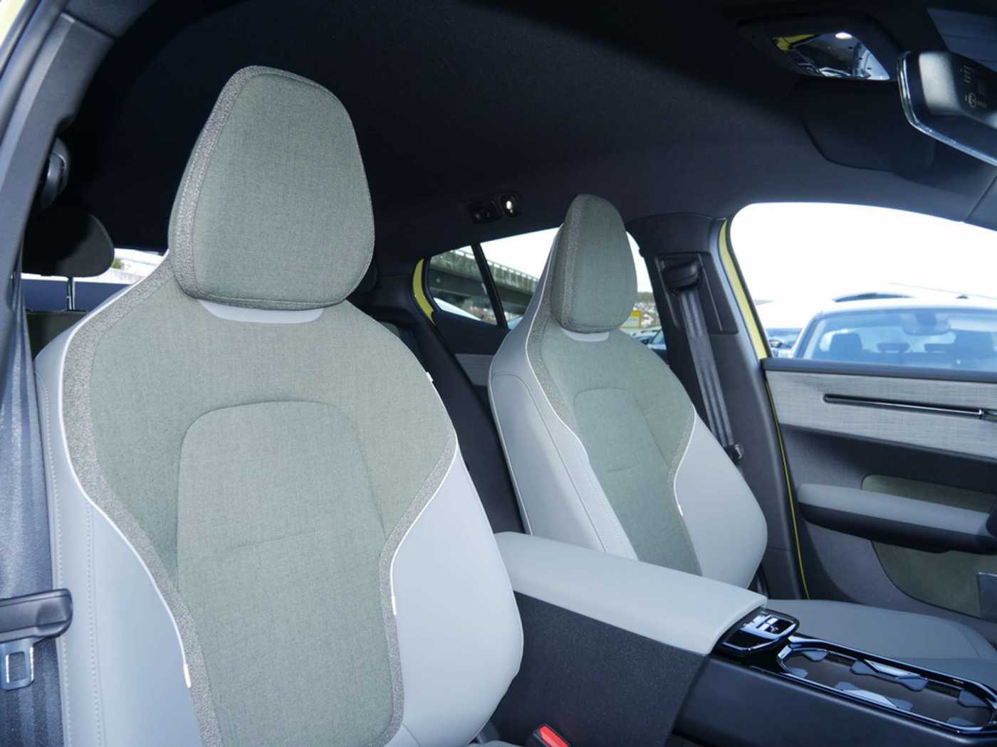 Volvo EX30 – Bild 11