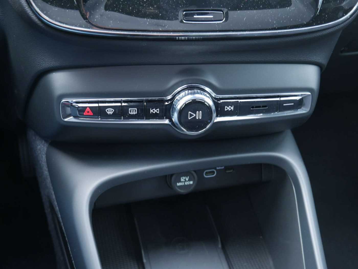 Volvo C40 Recharge – Bild 11