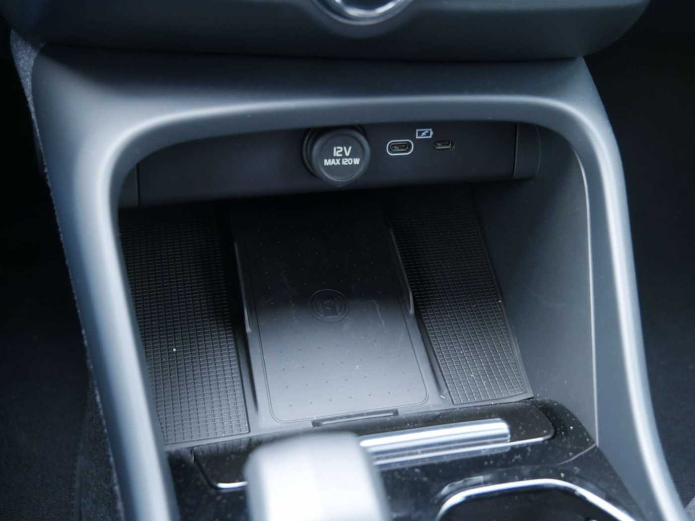 Volvo C40 Recharge – Bild 12