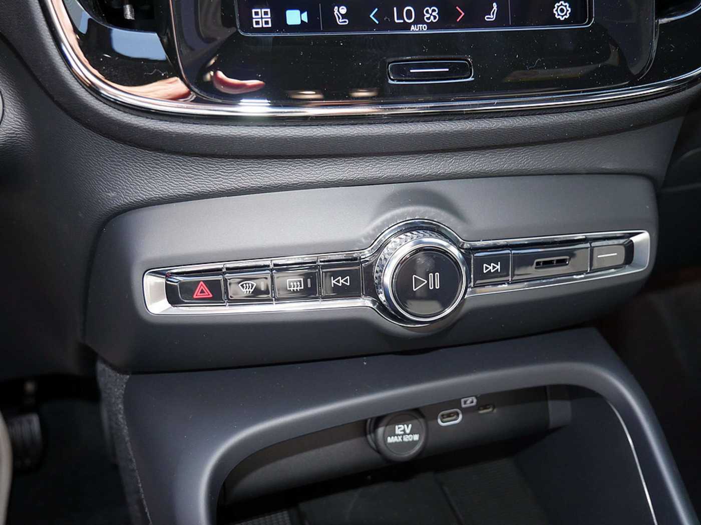 Volvo C40 Recharge – Bild 11