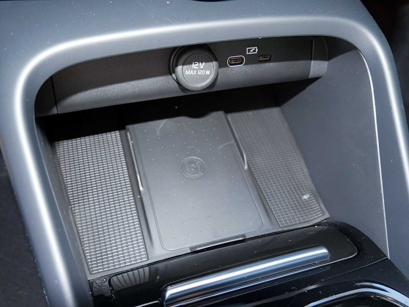 Volvo C40 Recharge – Bild 12