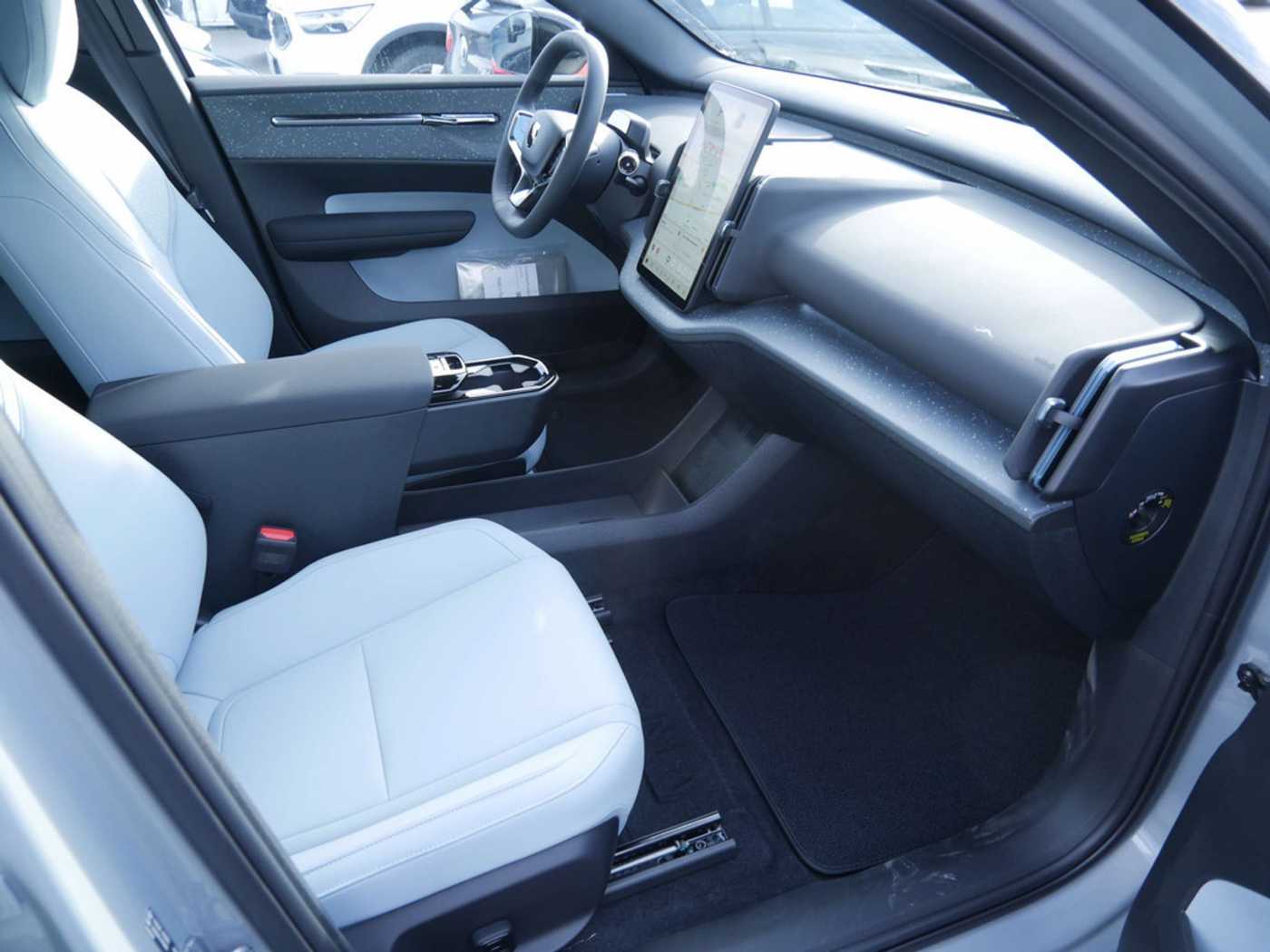 Volvo EX30 – Bild 2