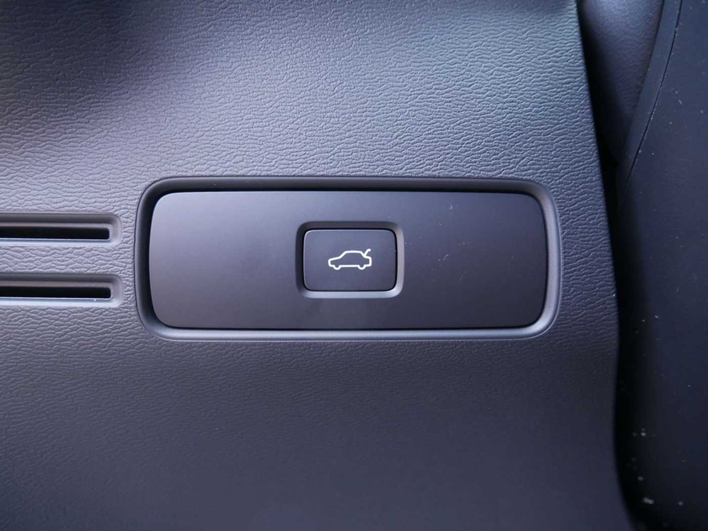 Volvo C40 Recharge – Bild 15