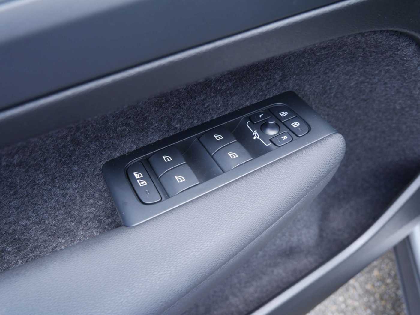 Volvo C40 Recharge – Bild 6