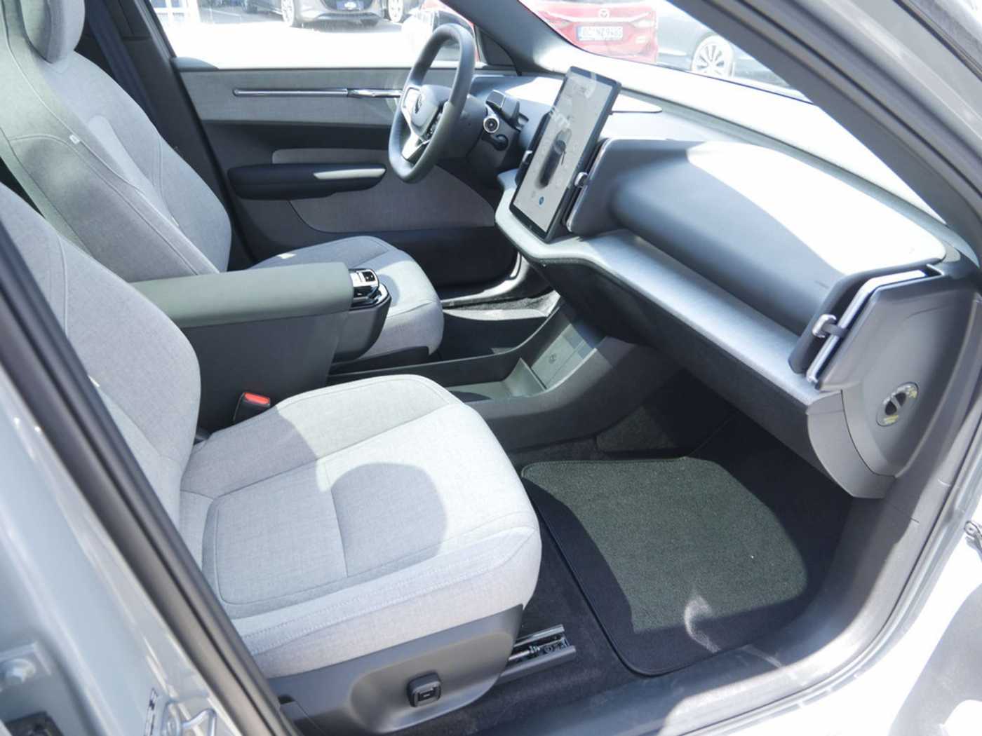 Volvo EX30 – Bild 2