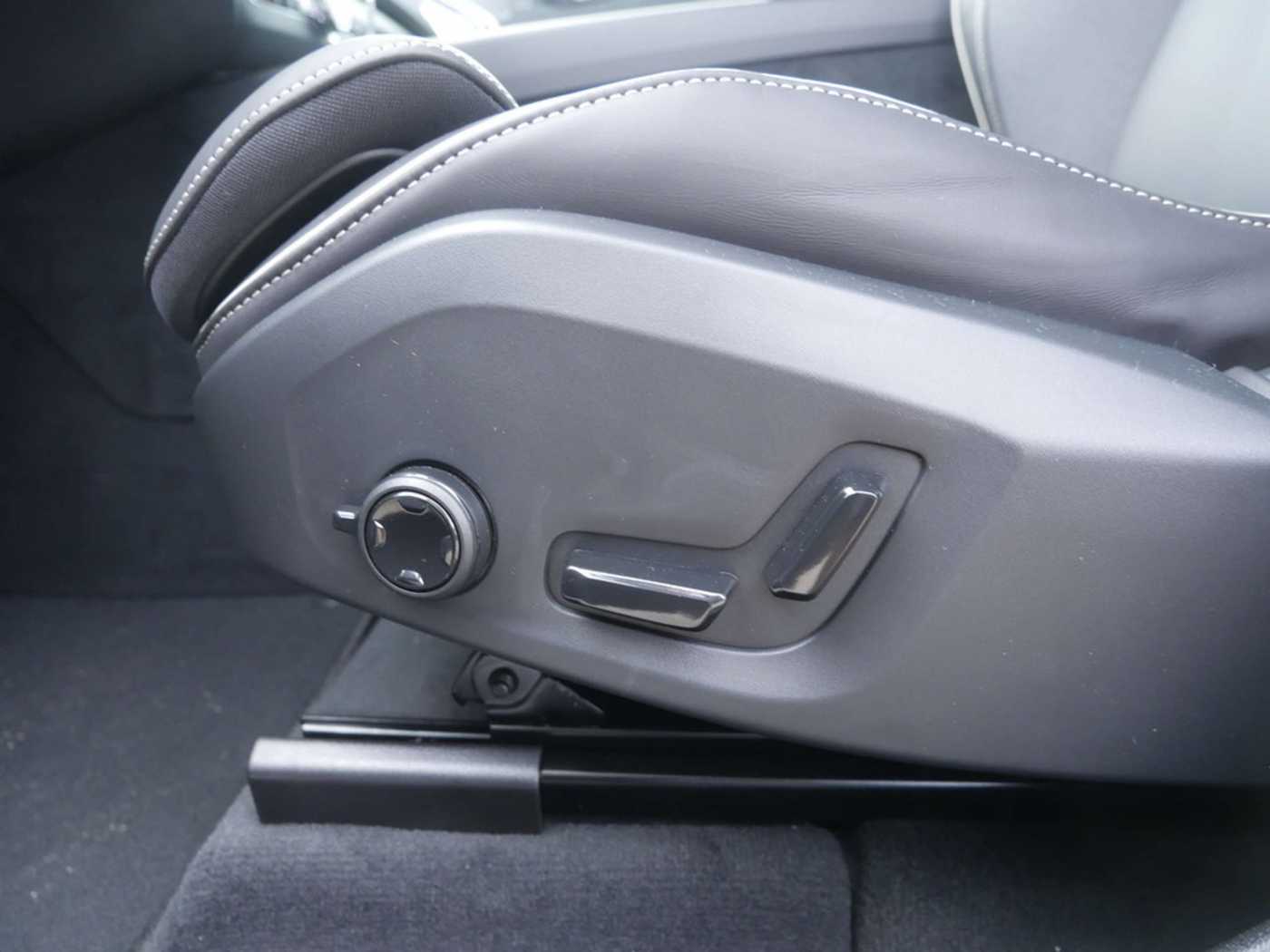 Volvo XC60 – Bild 14
