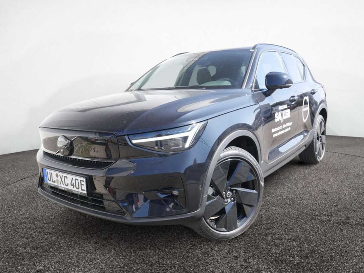 Volvo EX40