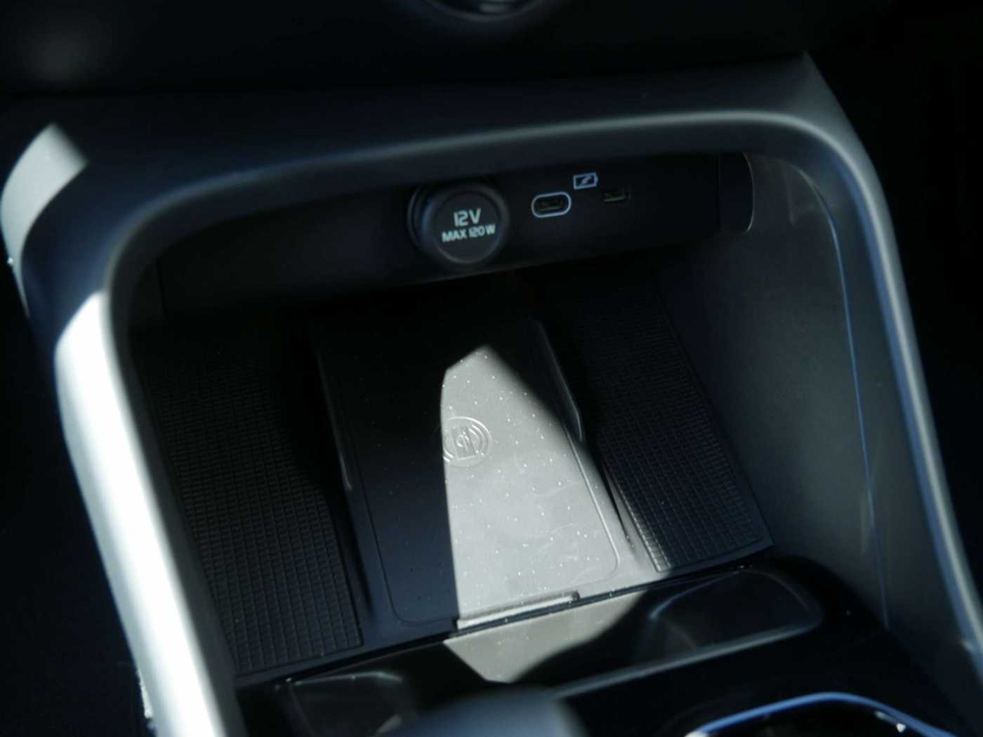 Volvo EX40 – Bild 13