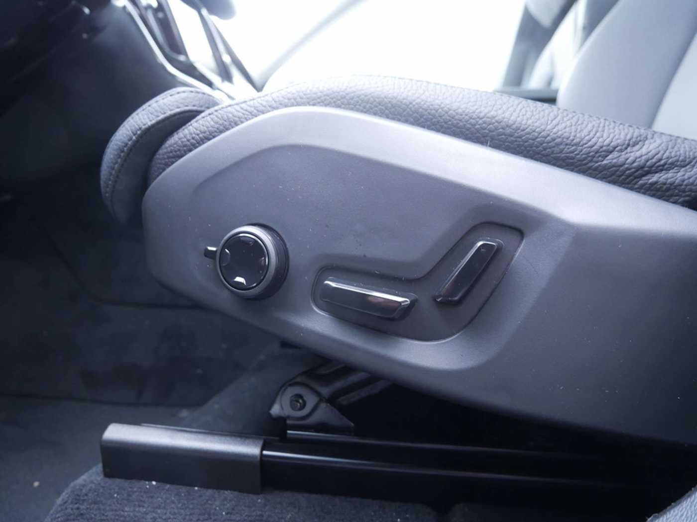 Volvo XC60 – Bild 15