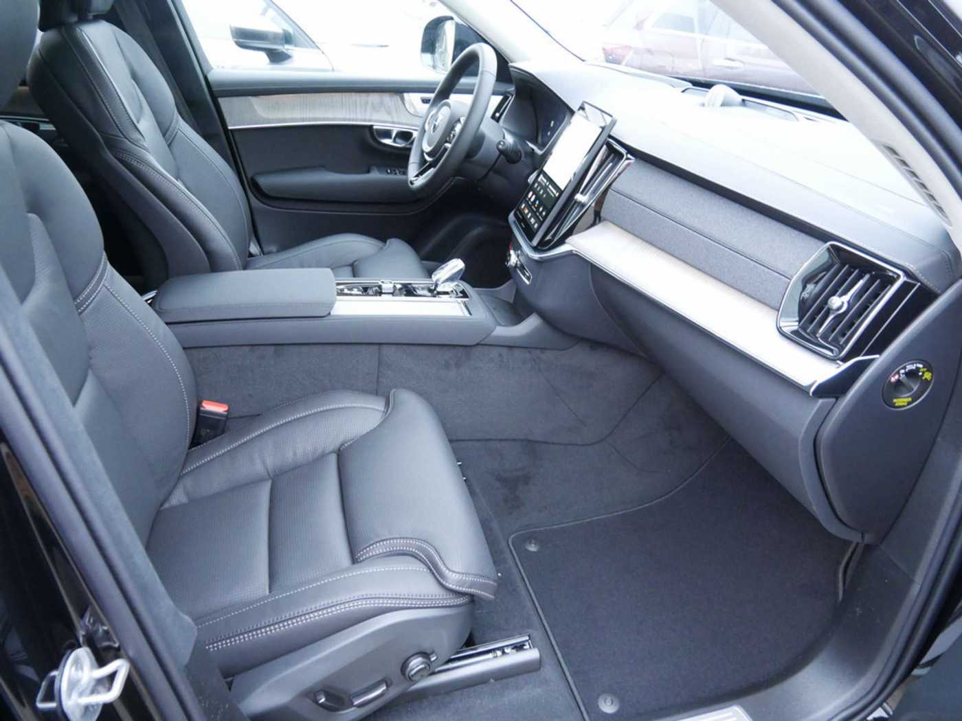 Volvo XC90 – Bild 2