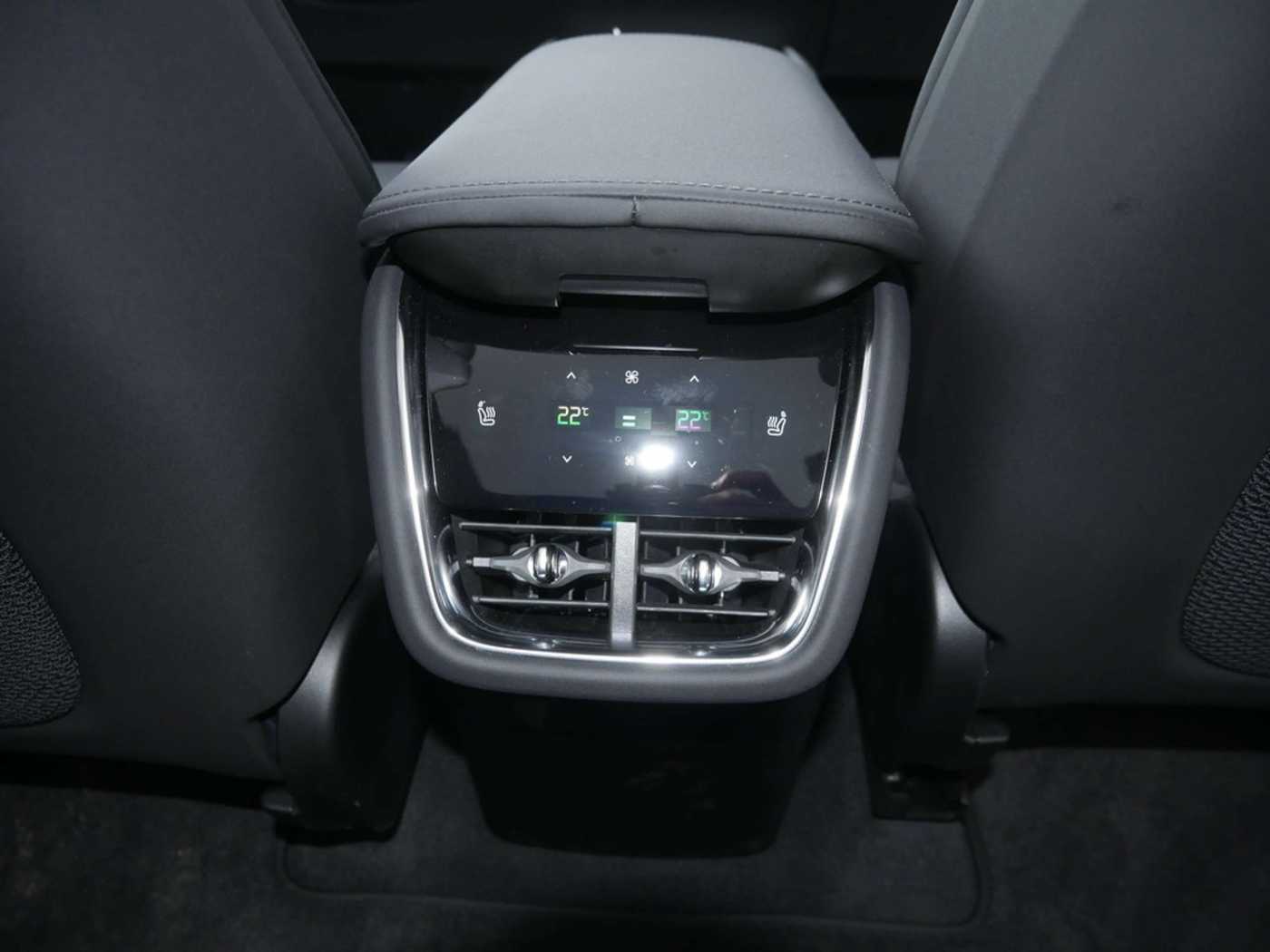Volvo EX90 – Bild 17