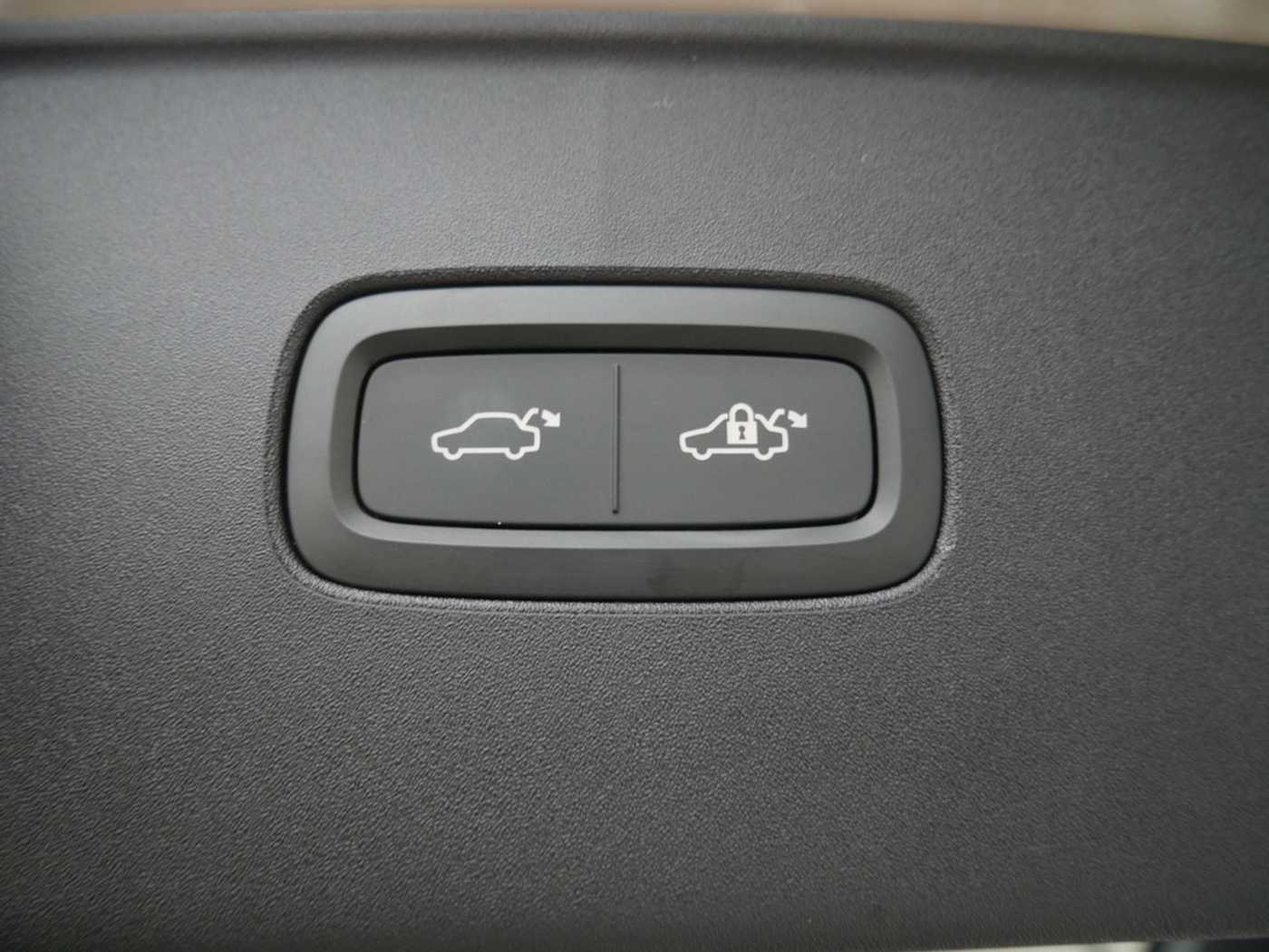 Volvo EX90 – Bild 19