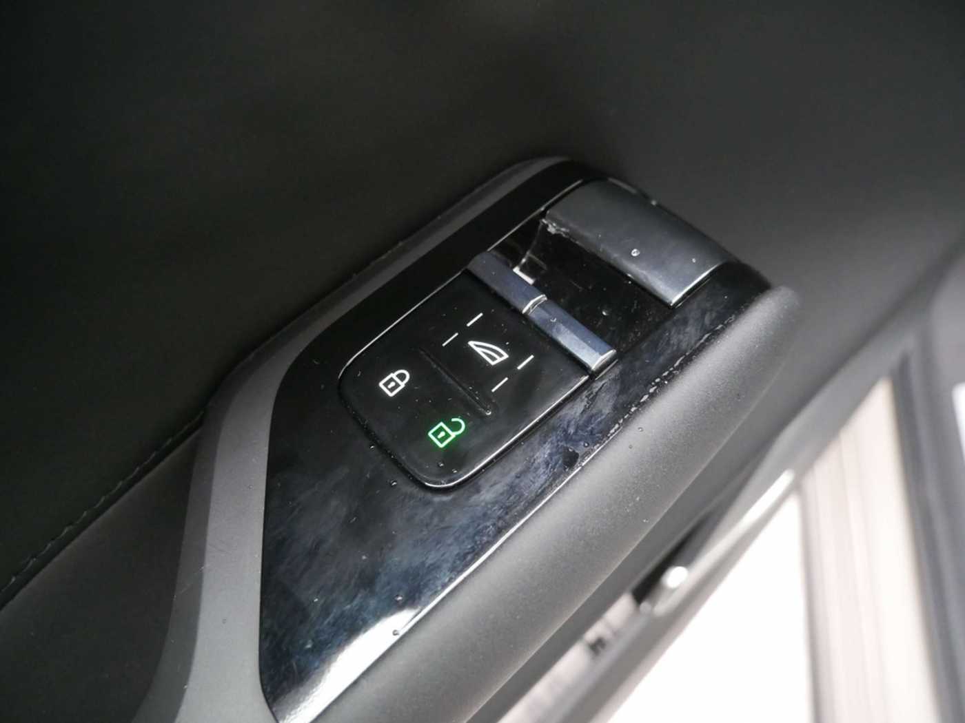 Volvo EX90 – Bild 6