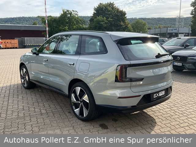Volvo EX90 – Bild 4