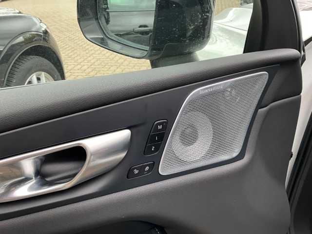 Volvo XC60 – Bild 11