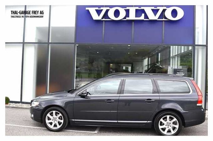 Volvo V70 2.4 D4 Momentum AWD