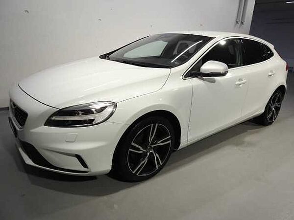 Volvo V40 2.0 T2 R-Design S/S