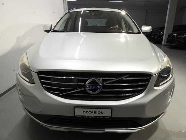 Volvo XC60 2.4 D5 Momentum AWD S/S