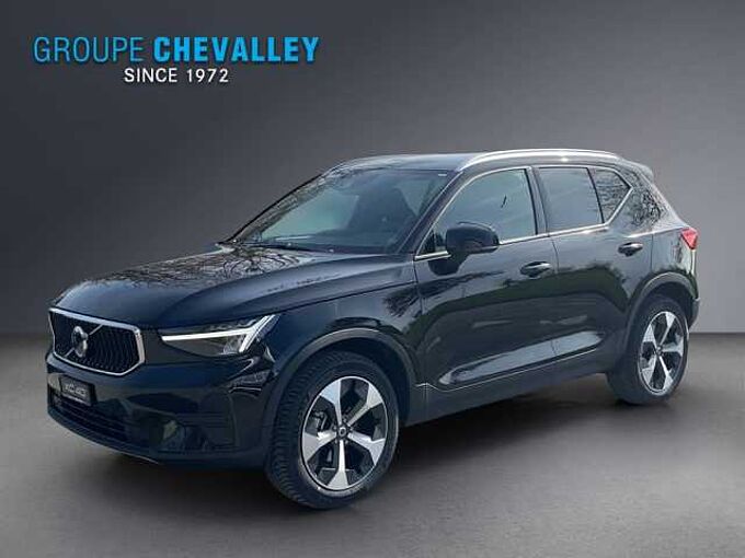 Volvo XC40 B3 Benzin Mild Hybrid Xcite DCT