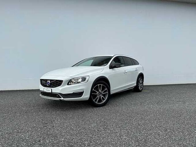 Volvo V60 Cross Country 2.4 D4 Summum AWD S/S