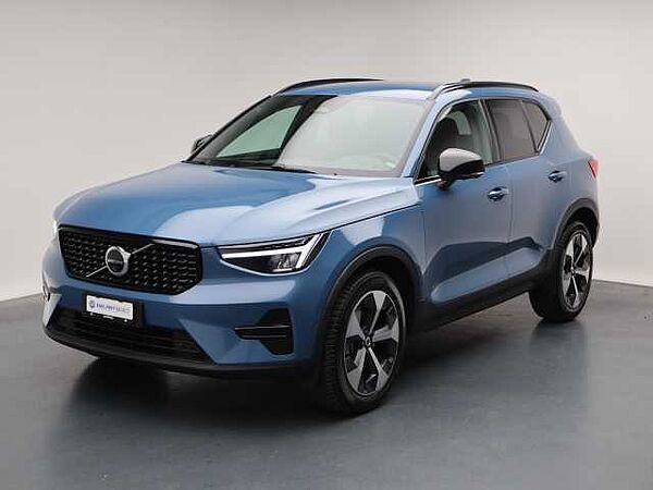 Volvo XC40 2.0 B4 MH Plus Dark