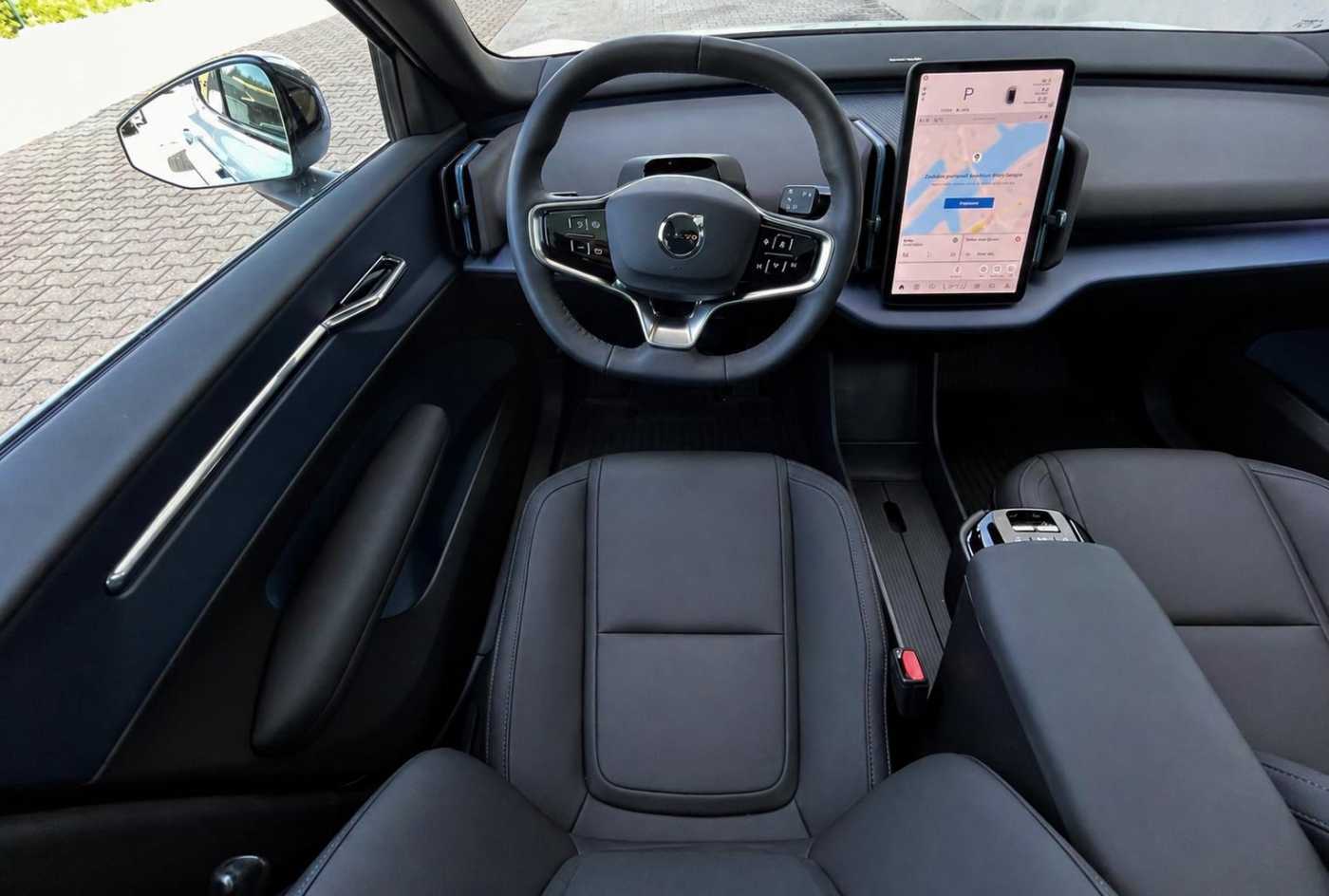 Volvo EX30