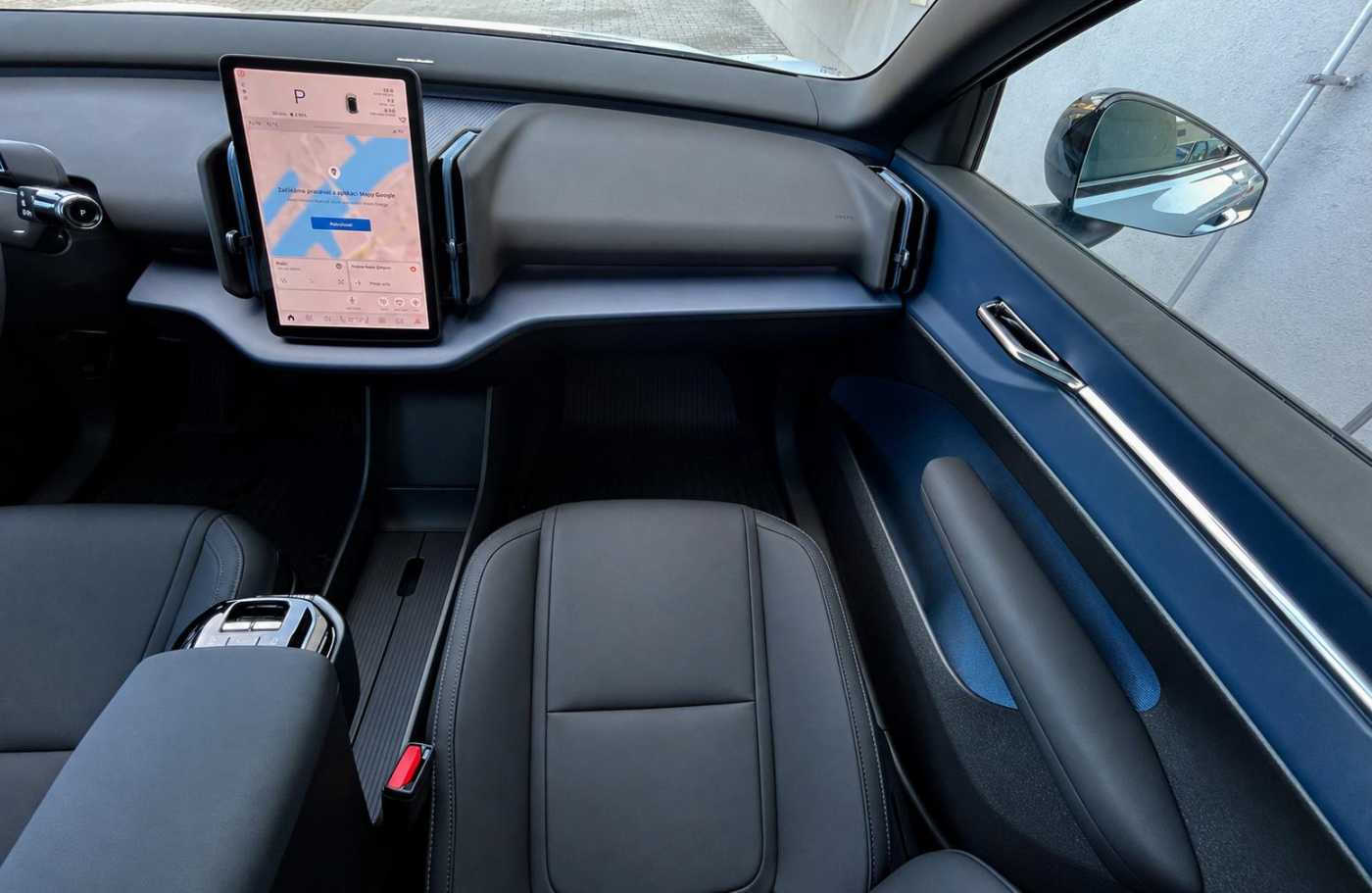Volvo EX30